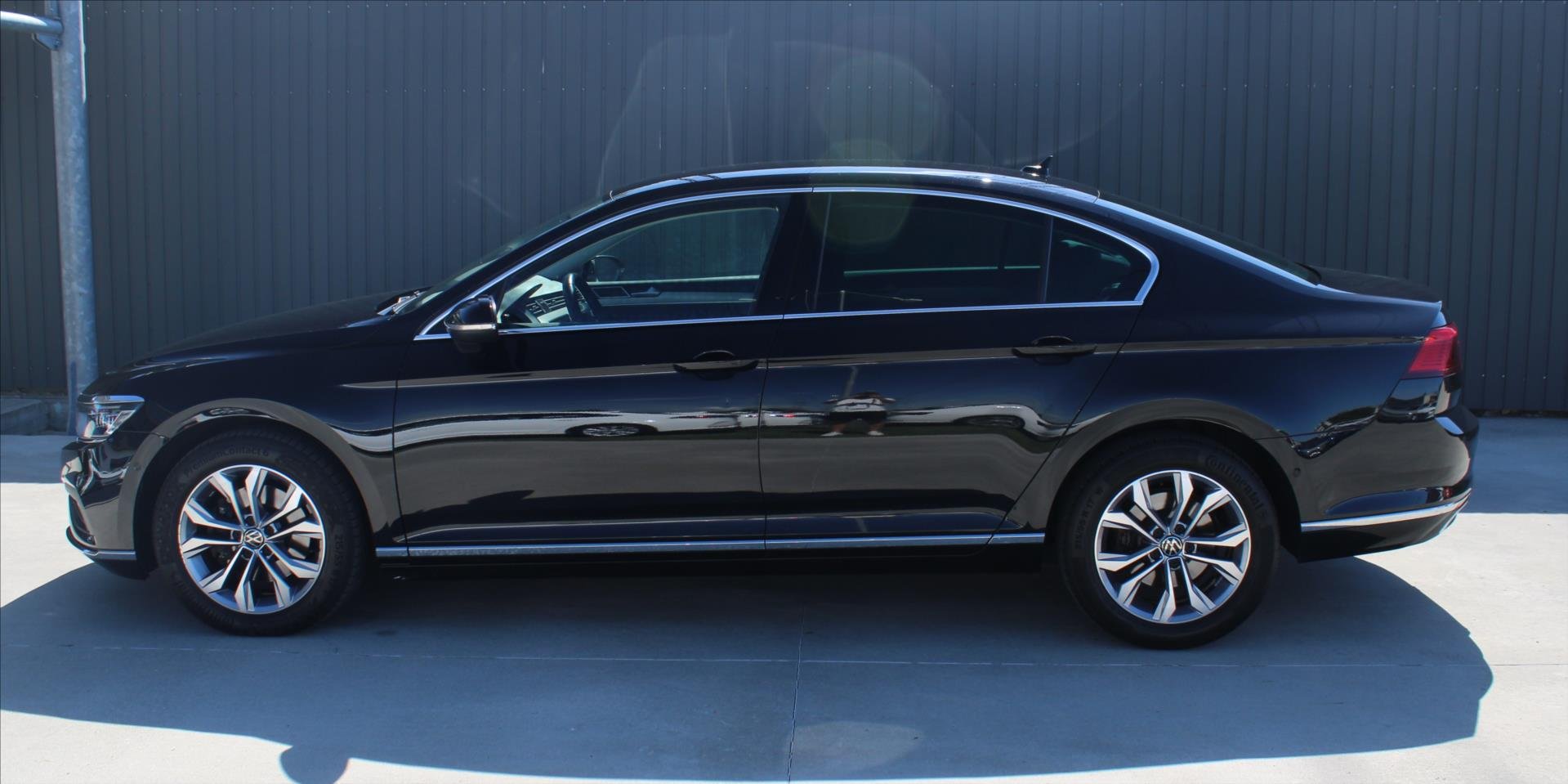 Volkswagen Passat, náhľad 2
